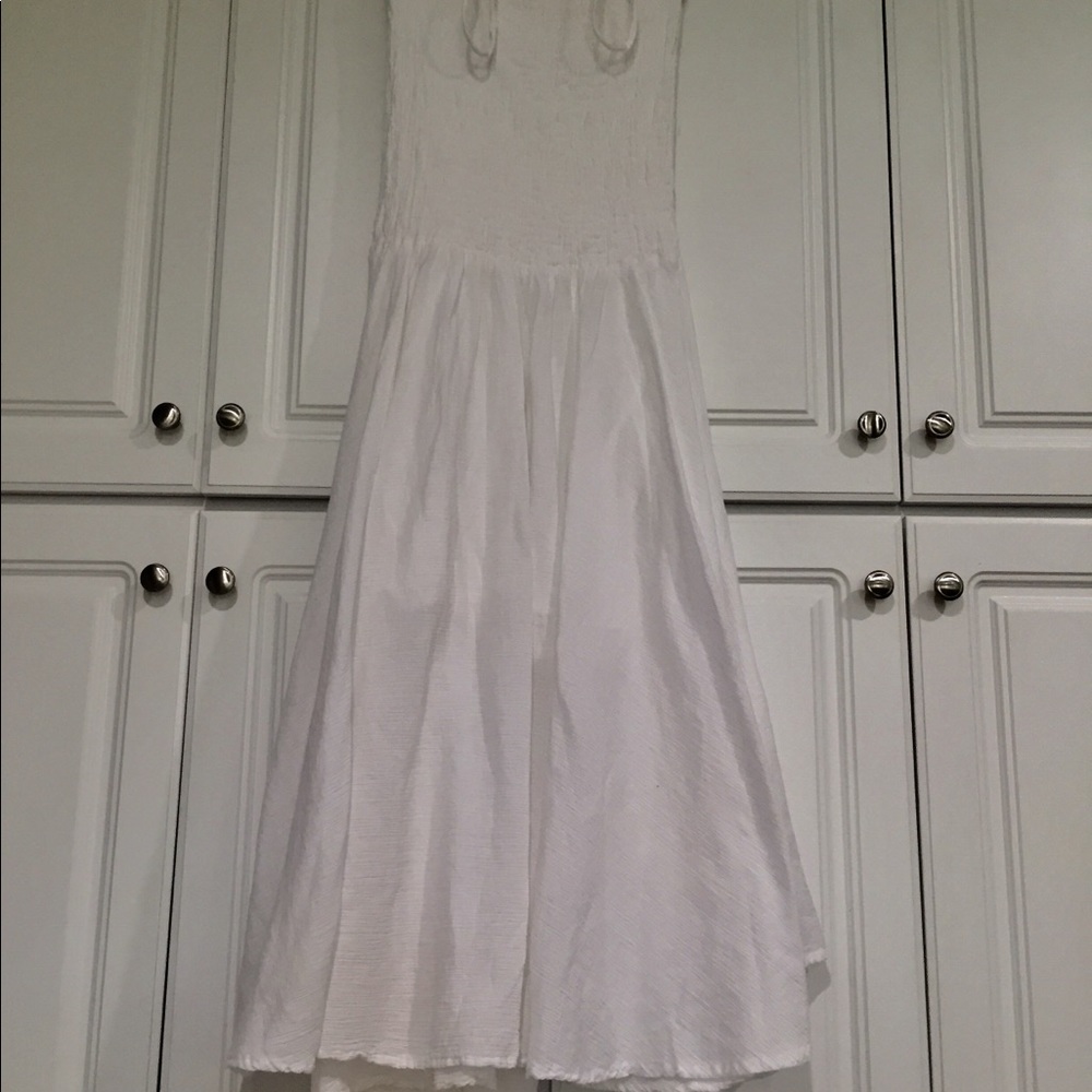 Boho white gauze dress with full skirt - Picture 4 of 10
